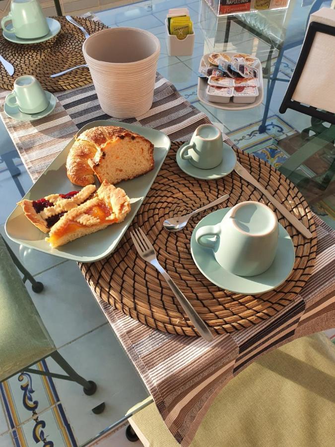 La Finestra Sul Mare Bed & Breakfast Ischia Exterior photo