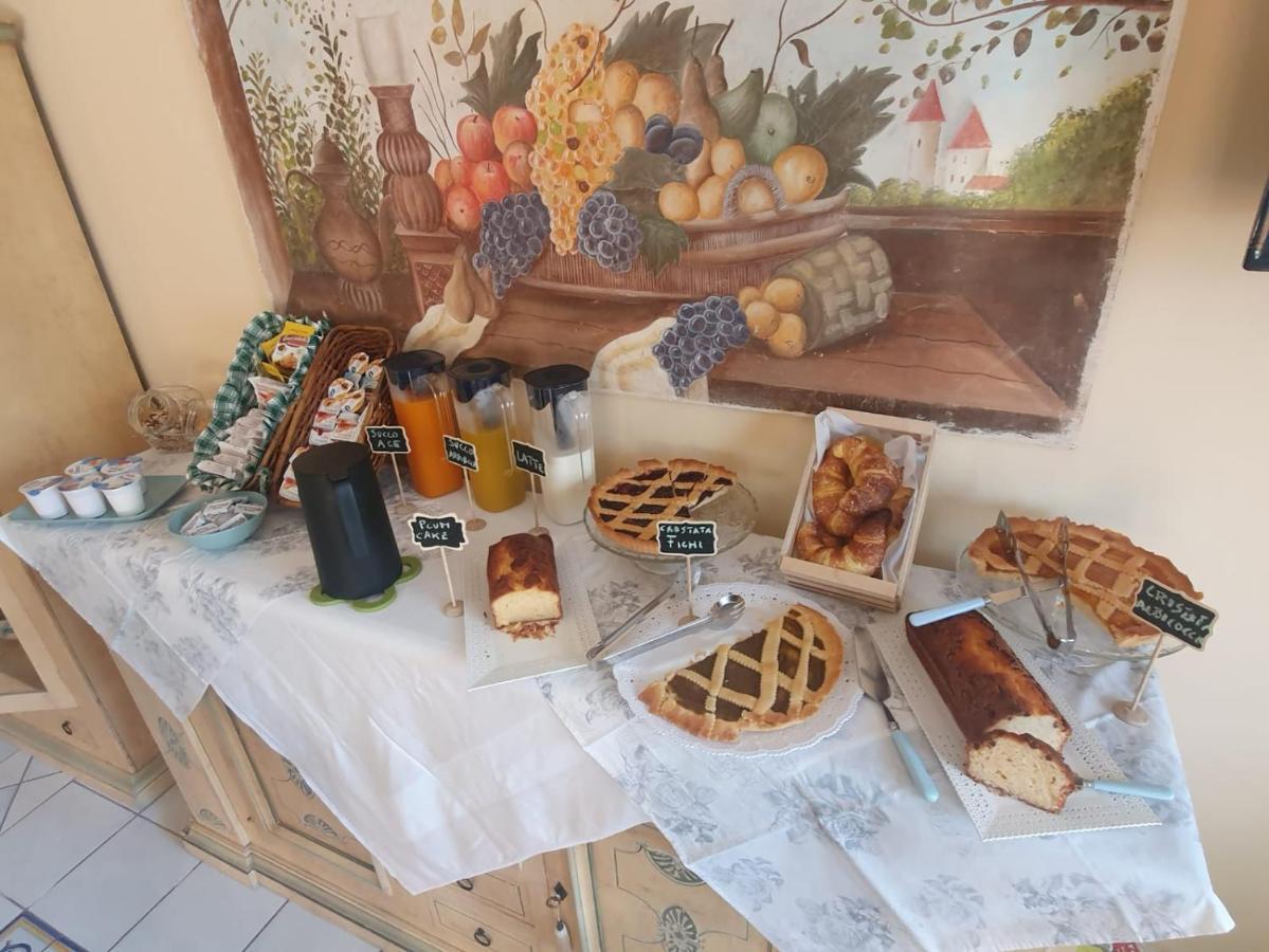 La Finestra Sul Mare Bed & Breakfast Ischia Exterior photo