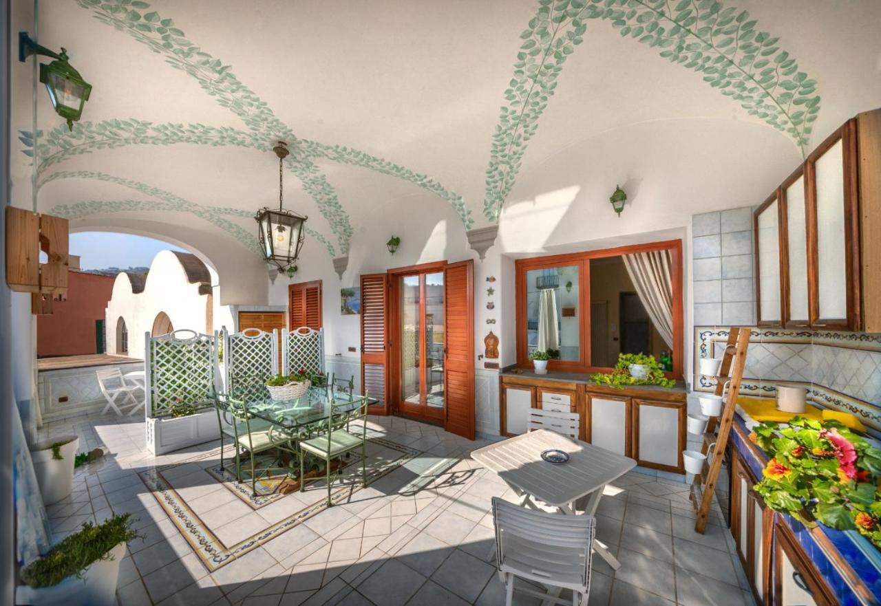 La Finestra Sul Mare Bed & Breakfast Ischia Exterior photo