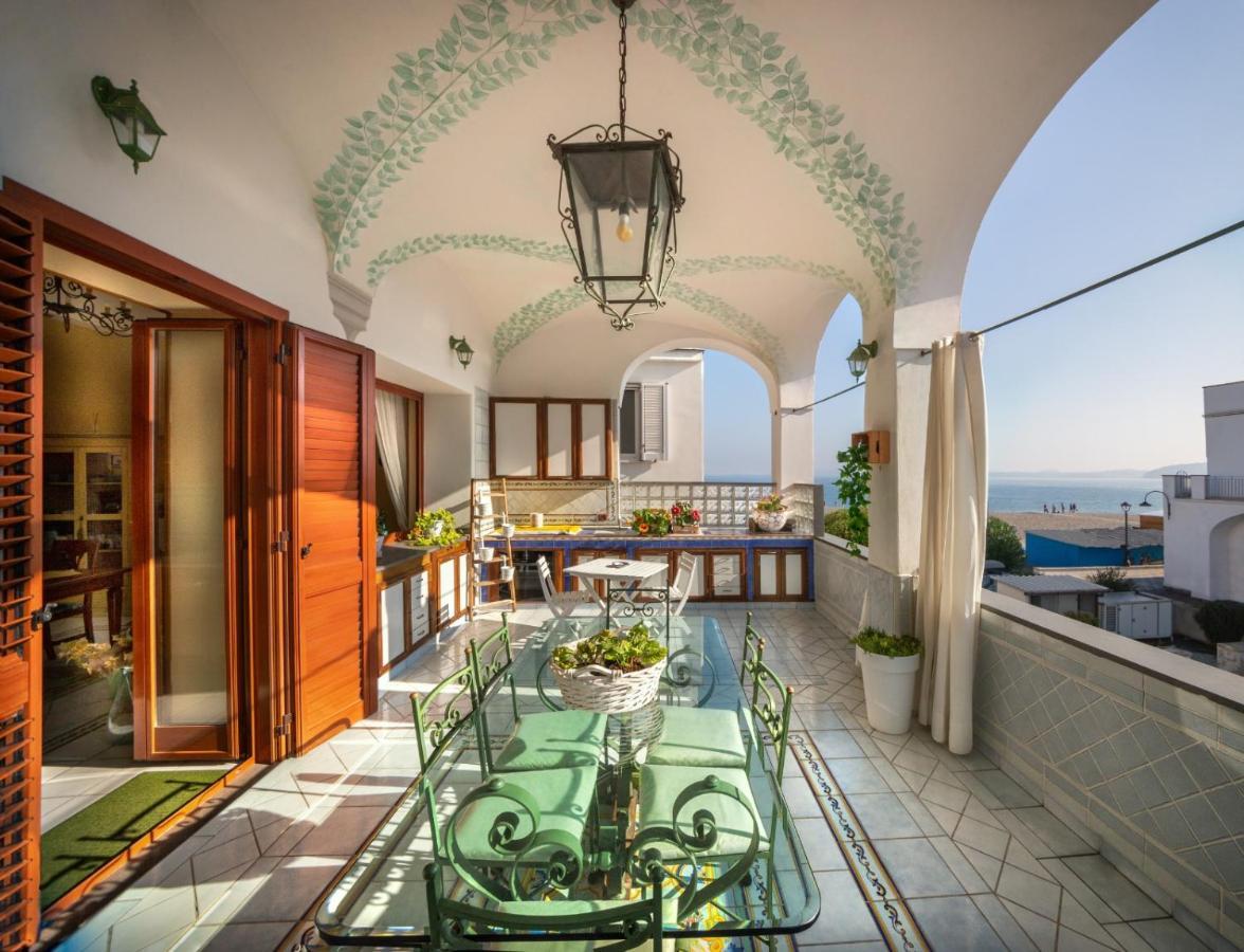 La Finestra Sul Mare Bed & Breakfast Ischia Exterior photo