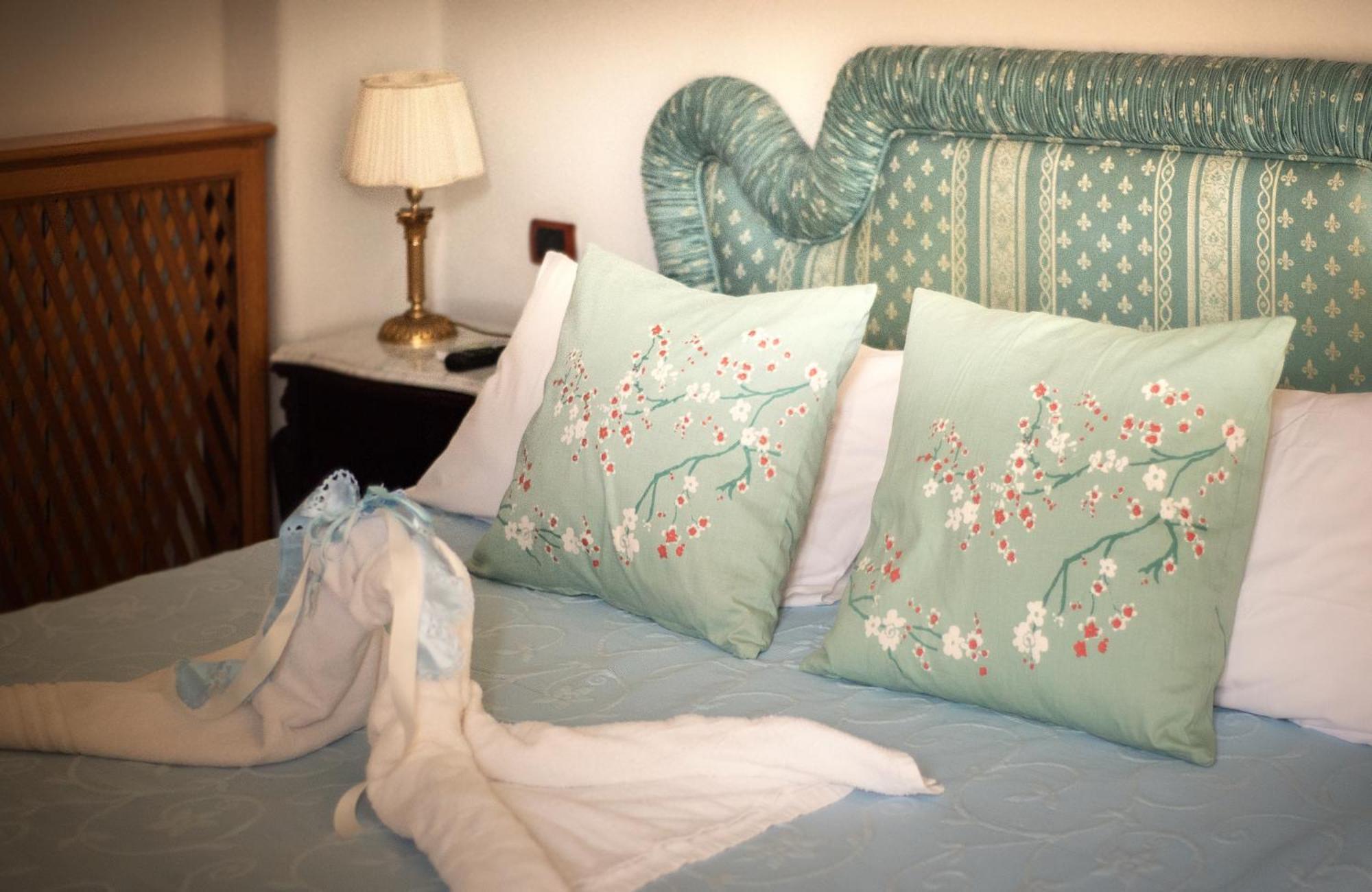 La Finestra Sul Mare Bed & Breakfast Ischia Exterior photo