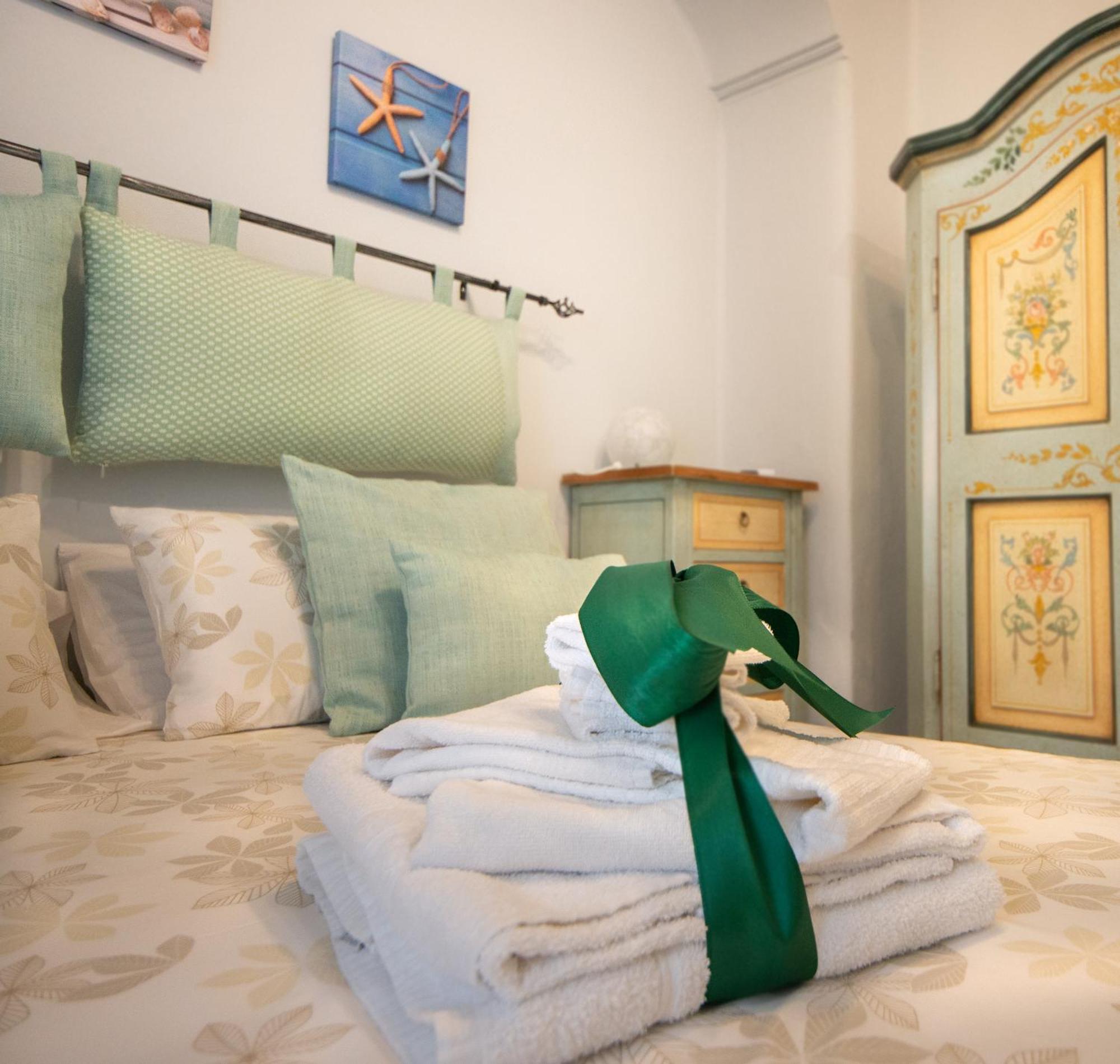La Finestra Sul Mare Bed & Breakfast Ischia Exterior photo